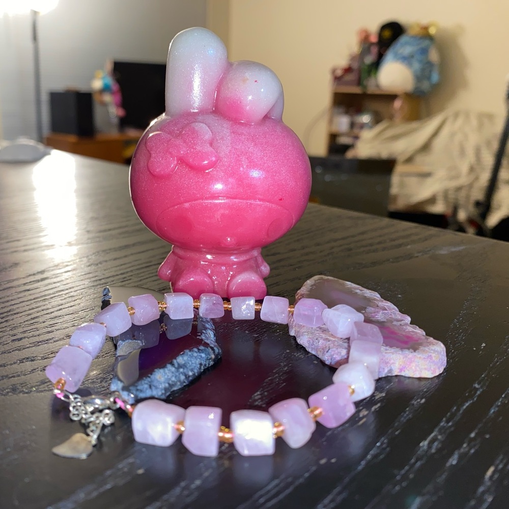 My Melody Big Head Luminous, agate slabs purple & pink, kunzite bracelet